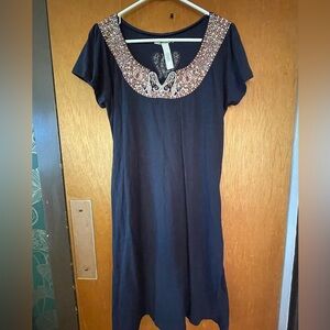 Lucky Brand navy embroidered t-shirt dress sz Lg made in India - w/ braided belt